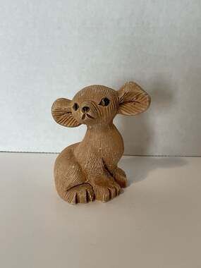 Artesania Rinconada Chihuahua Dog Figurine #114